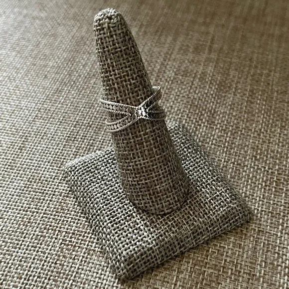 Anna Beck Two-Tone Pavé Ring Set in Gold & Silver - Picture 4 of 13